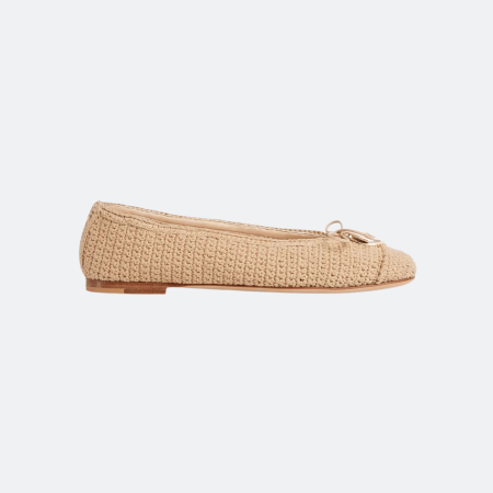 Gucci Logo-Embellished Crochet Ballet Flats - Beige